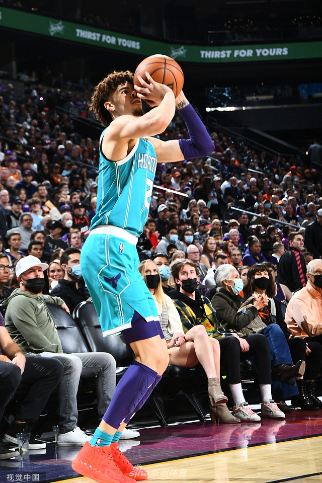 轻前锋李明 轻前锋李明