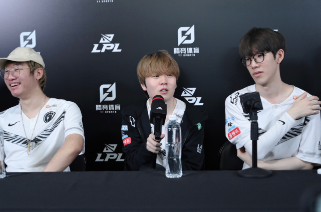 演变成系统 演变成系统